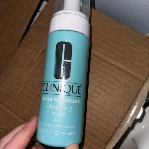 Clinique Cleansing Foam 150ml - Picture 1 of 1